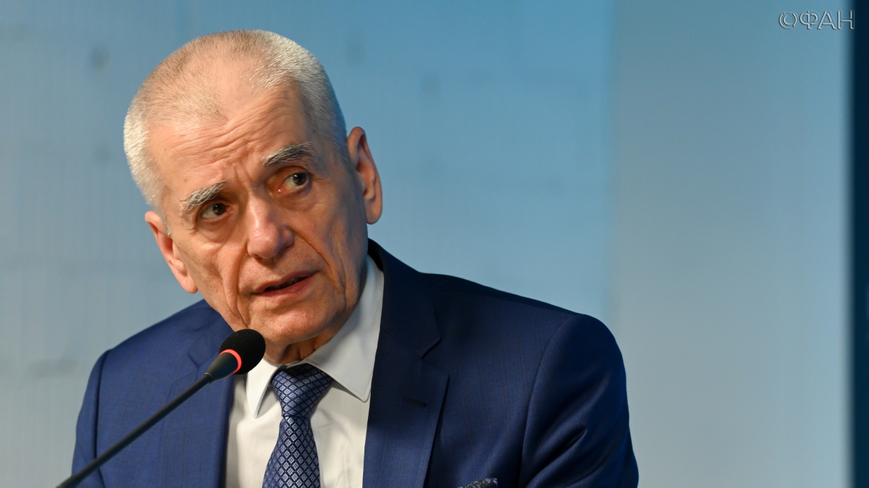 Онищенко спрогнозировал, как Путин в ходе прямой линии ответит антипрививочникам Онищенко спрогнозировал, как Путин в ходе прямой линии ответит антипрививочникам Общество