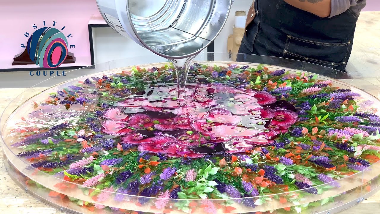 ÐÐ°ÑÑÐ¸Ð½ÐºÐ¸ Ð¿Ð¾ Ð·Ð°Ð¿ÑÐ¾ÑÑ Amazing Table of Flowers and Epoxy resin. Ð£Ð´Ð¸Ð²Ð¸ÑÐµÐ»ÑÐ½ÑÐ¹ ÑÑÐ¾Ð» Ð¸Ð· ÑÐ²ÐµÑÐ¾Ð² Ð¸ ÑÐ¿Ð¾ÐºÑÐ¸Ð´Ð½Ð¾Ð¹ ÑÐ¼Ð¾Ð»Ñ.