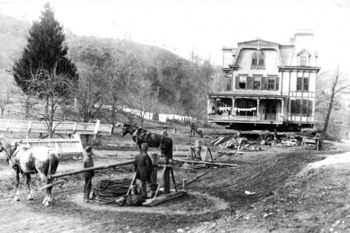 Как и зачем люди перевозили на лошадях целые города интересное,история,США, архитектура, города