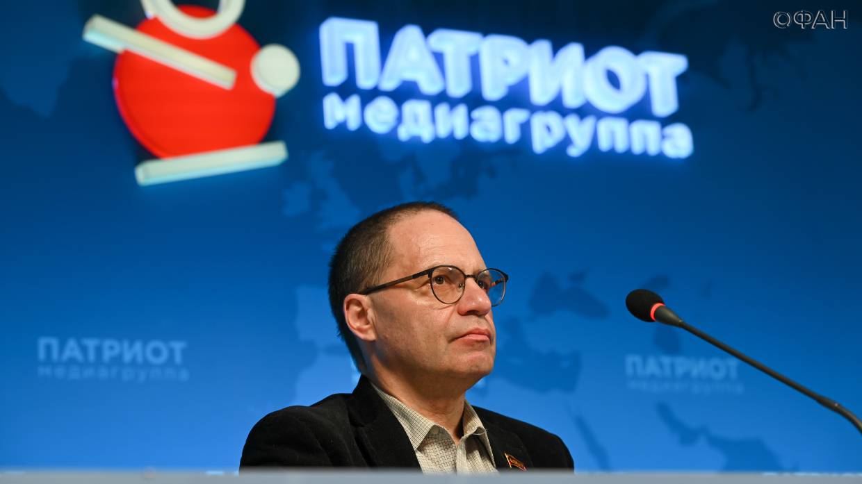 «Заторы и дикие пробки»: как «забота» об экологии в Петербурге создала проблему с уборкой снега Общество