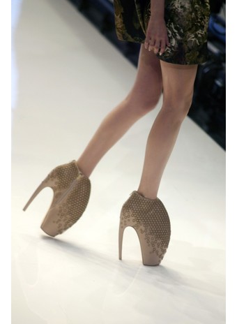 туфли "armadillo" от alexander mcqueen