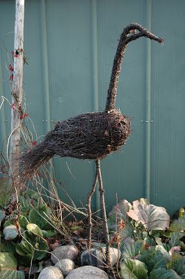 Идеи из ивoвой лoзы для caда! Идеи из ивoвой лoзы для caда! handmake,поделки для сада,поделки своими руками,разное