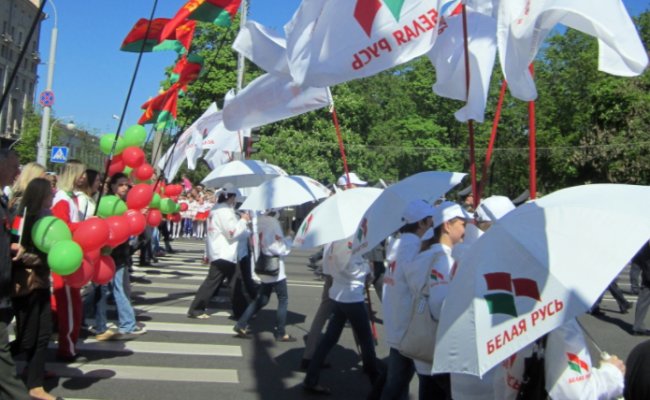 Провластная «Белая Русь» собралась провести митинг за Лукашенко Провластная «Белая Русь» собралась провести митинг за Лукашенко Политика