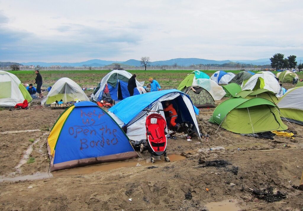 Киев предупредил ЕС о миллионах беженцев в случае «вторжения» России