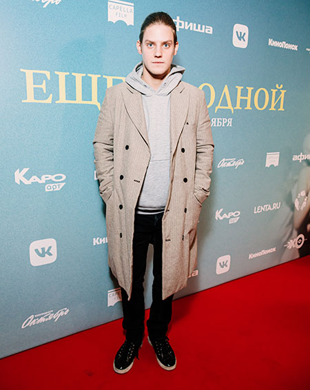 Аглая Тарасова, Павел Табаков и другие на премьере фильма "Еще по одной" Кино,Кино