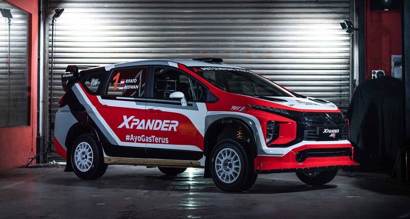 Бюджетный минивэн превратили в гоночную машину для ралли