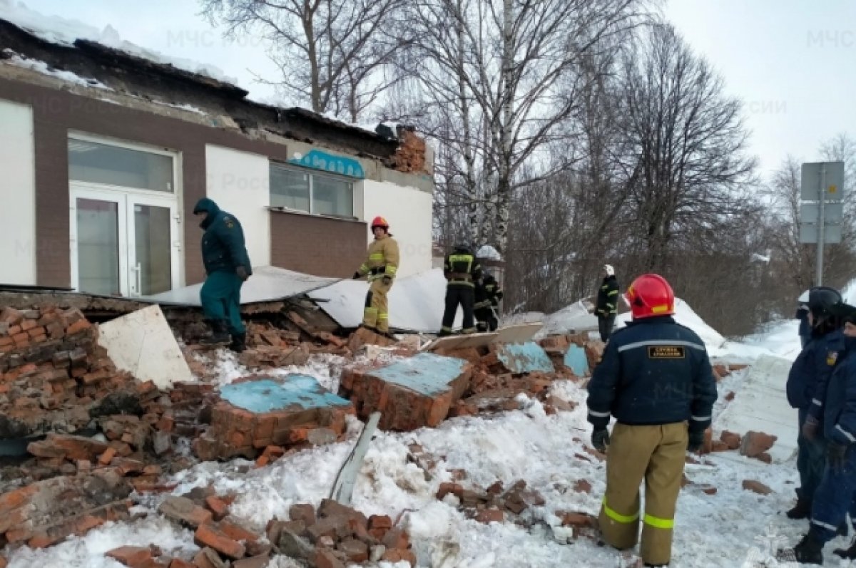 В Ивановской области при обрушении магазина погиб человек