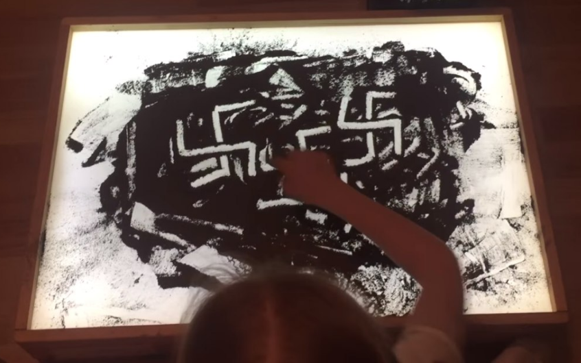 прах деда мем. как выглядит прах деда. дедушка курит. прах деда. прах деда мем.