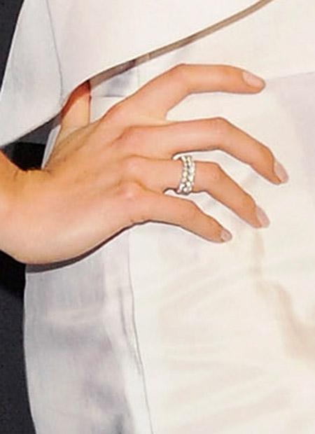 Обручальное кольцо Никки Рид на церемонии "Золотой глобус"