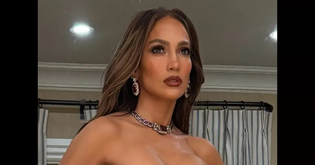 Дженнифер Лопес уколола бывшего мужа Бена Аффлека на концерте в Лас-Вегасе