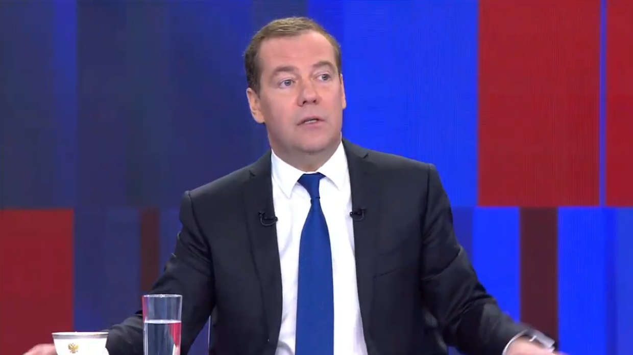 Медведев: необходимо избежать войны между Россией и НАТО