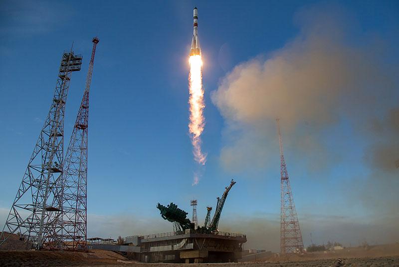 Королёв перевернулся бы в гробу. Сможет ли "Роскосмос" догнать NASA в лунной гонке? космос