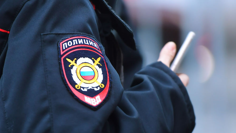 Уроженец США напал с кирпичом на полицейского в Москве