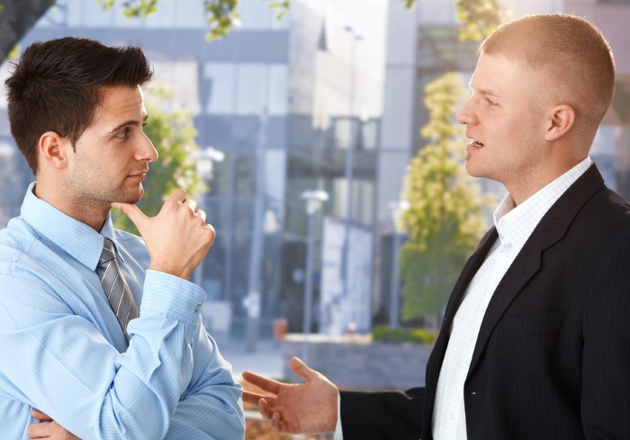 Как бороться с неприятным запахом изо рта: 11 рабочих советов 