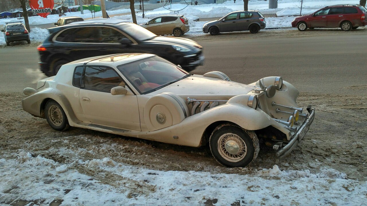 Cadillac Deville Круэлла