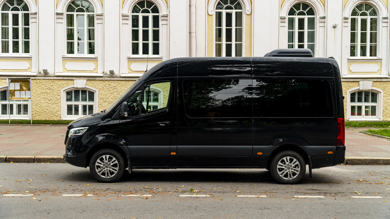 Коммерческий корабль: тест Mercedes-Benz Sprinter Tourer авто,автомобиль,автосалон,Россия