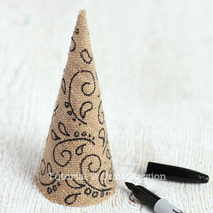 Стильная елочка из фольги: мастер-класс Стильная елочка из фольги: мастер-класс домашний очаг...