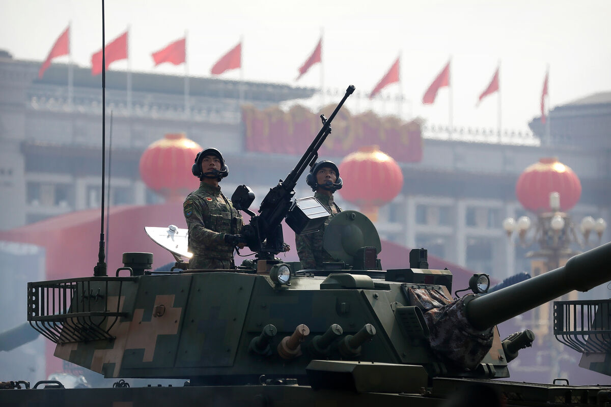 Bloomberg: Си поручил провести крупнейшую реорганизацию армии КНР с 2015 года