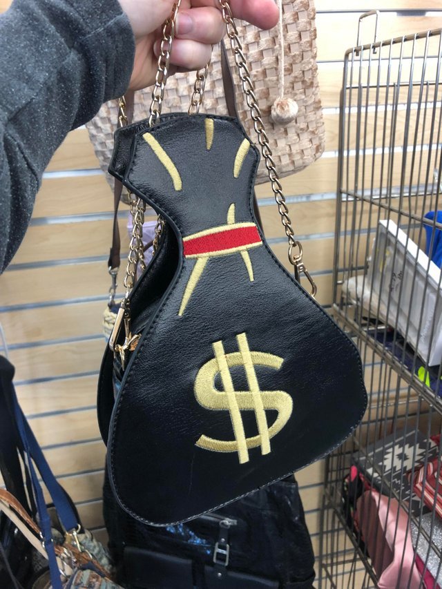 Ужасные идеи, но хорошее исполнение Ужасные идеи, но хорошее исполнение