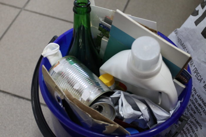 Как убрать неприятные запахи в квартире