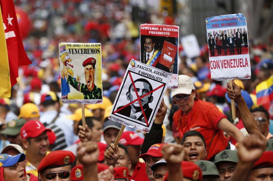 США пытаются погрузить Венесуэлу в гражданскую войну
