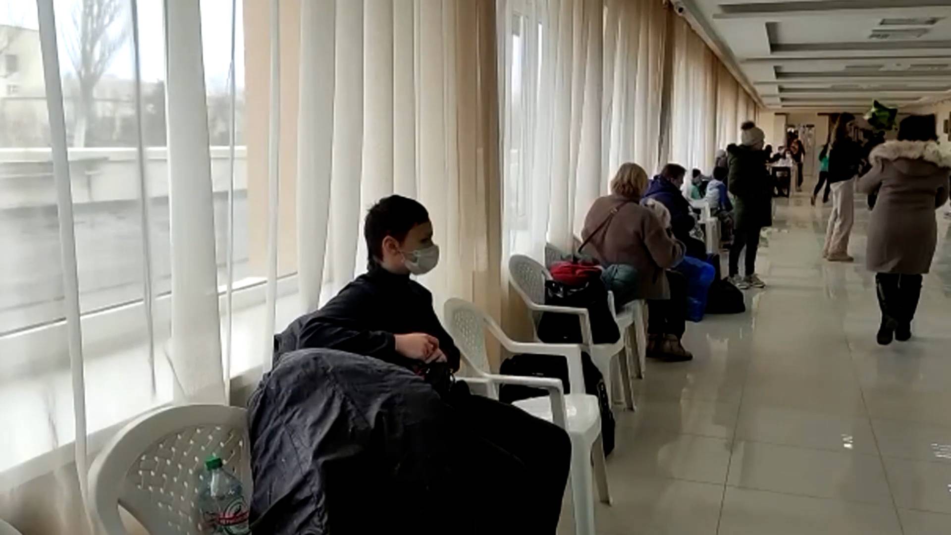 Жителей граничащего с Украиной Армянска эвакуируют в Красноперекопск