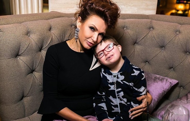 Дети звезд, которые работают наравне с родителями Без категории