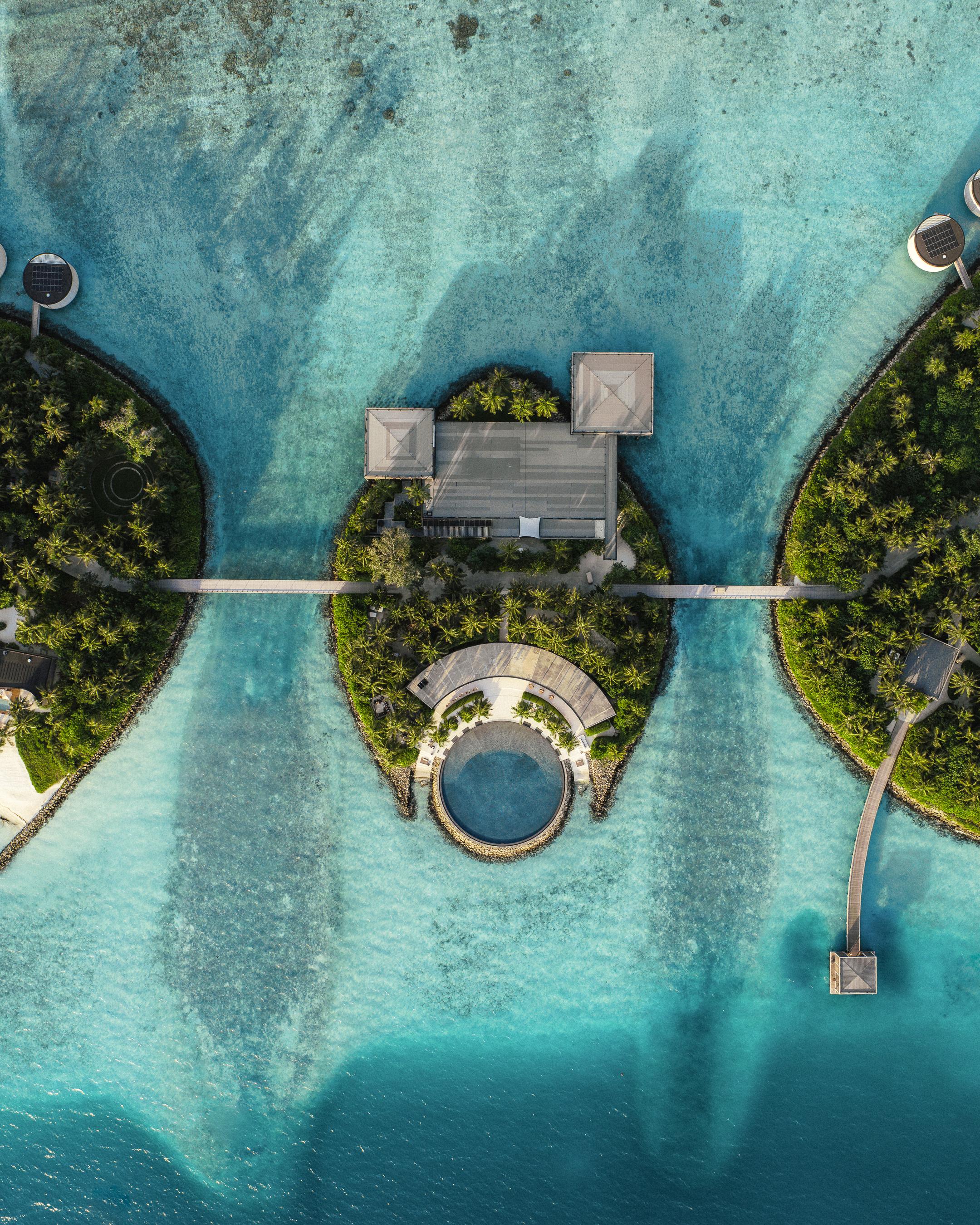 Победить стресс, подружиться с черепахой и прикоснуться к Луне: чем заняться в отпуске в апреле 2026 можно, делать, Beach, посмотреть, стоит, Maldives, поесть, здесь, который, просто, Sugar, Grand, звездами, острове, Главное, Tremezzo, программу, Ambre, курорте, Hotel