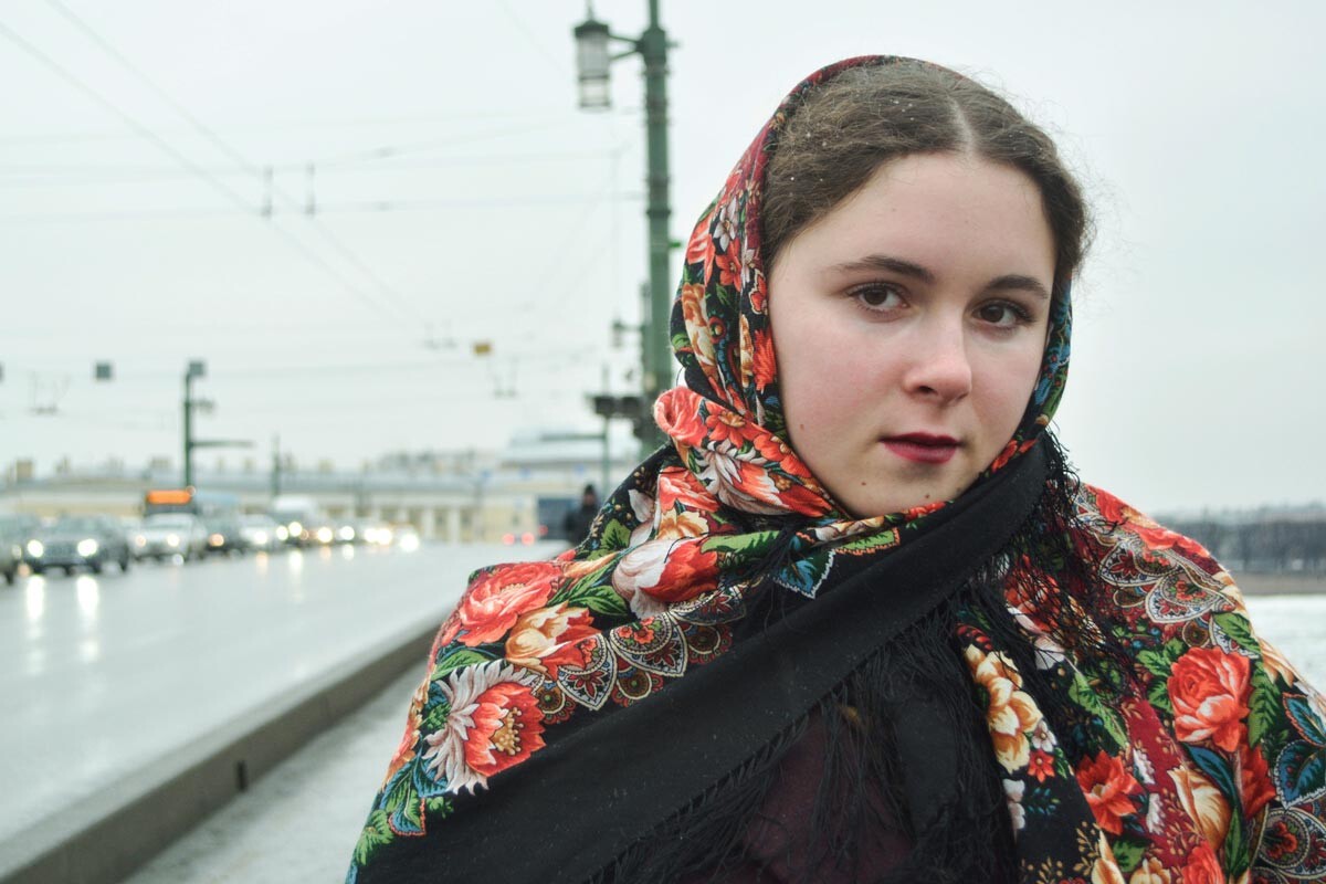 Цветы русских платков девушки,жизнь,история,курьезы,мир