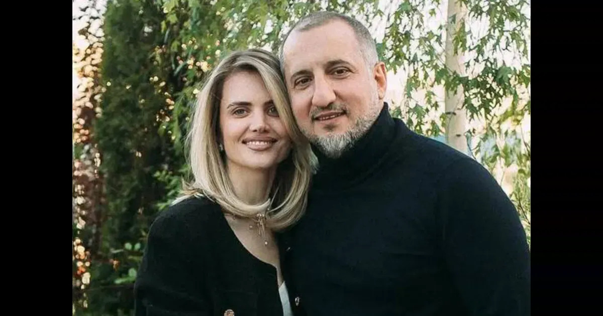 "Я боюсь". Жена звезды "Универа" высказалась о тревоге на фоне скандала вокруг его внебрачного сына