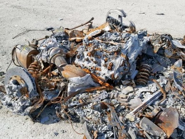 На продажу выставлен сгоревший Ferrari На продажу выставлен сгоревший Ferrari авто,автомобили,автомобиль,машины,НОВОСТИ,происшествия,ремонт