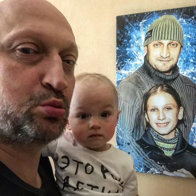 6 звездных детей, которые работают наравне с родителями 6 звездных детей, которые работают наравне с родителями