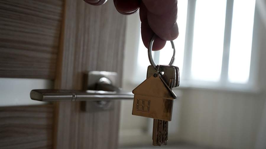 Россияне почти вдвое сократили покупки недвижимости за рубежом