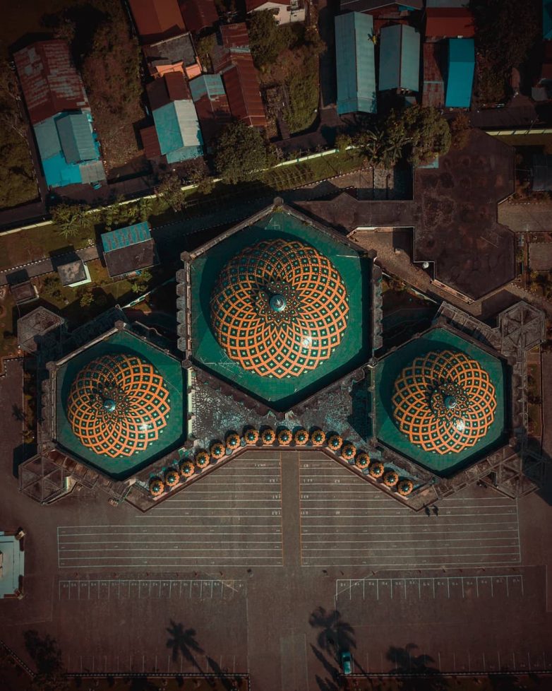 Красота мира на потрясающих снимках Сямсудина Нура Красота мира на потрясающих снимках Сямсудина Нура