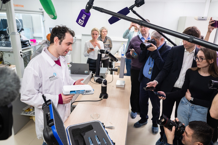 1421287_2000 (700x465, 347Kb)