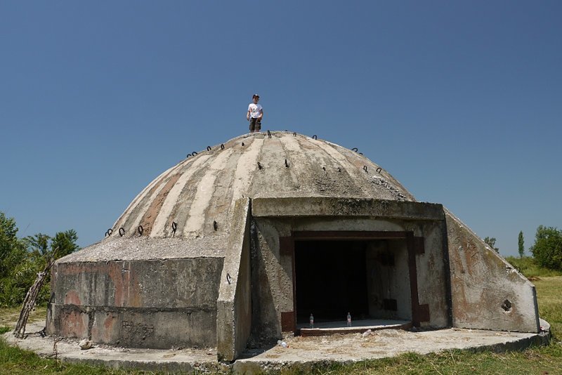 Албания: самая готовая к апокалипсису страна в мире Албания, бункер, война, город, холодная война, эстетика