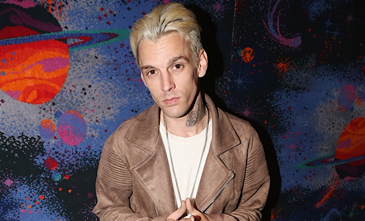 Брат Ника Картера Аарон бросил беременную возлюбленную и нашел себе новую девушку