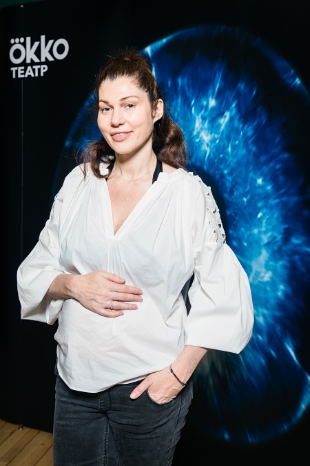 UFO: Аглая Тарасова, Евгений Цыганов, Ирина Безрукова и другие на премьере постановки Ивана Вырыпаева Звезды,Новости о звездах