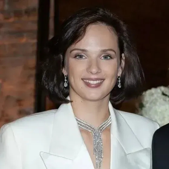 70-летний миллиардер Араз Агаларов развёлся с супругой Ириной и женился на 27-летней возлюбленной Агаларова, Crocus, Group, бизнесмен, после, Шейла, долларов, владелец, Агаларовы, более, Агаларов, компаний, группы, АгаларовыИрина, АгалароваНапомним, АгаларовыШейла, назад, детьмиЭмин, СШАИрина, живёт