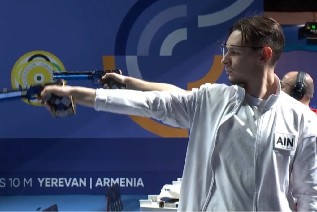 Россиянин Аристархов выиграл чемпионат Европы по пулевой стрельбе