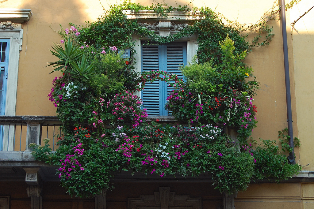 balcony in milan 35 Worlds Most Beautiful Balconies