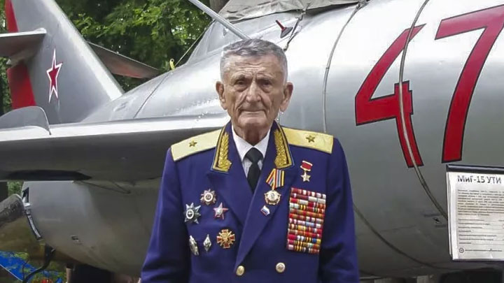 Как Тузик грелку: Советские лётчики «порвали» американцев в небе Кореи и спасли Родину ввс