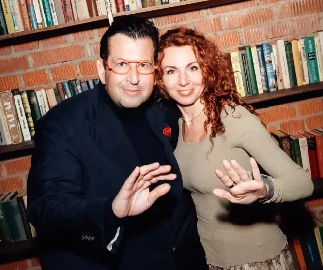 Иван Ургант, Ян Яновский, Алёна Долецкая и Дарина Алексеева на премии фонда 