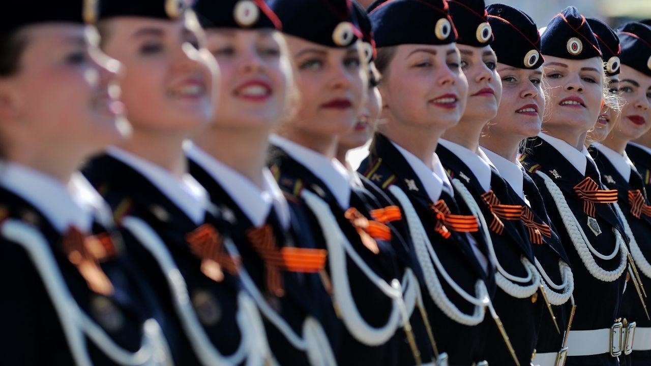 Американцы шпионили на параде Победы за новейшими разработками РФ Американцы шпионили на параде Победы за новейшими разработками РФ новости,события