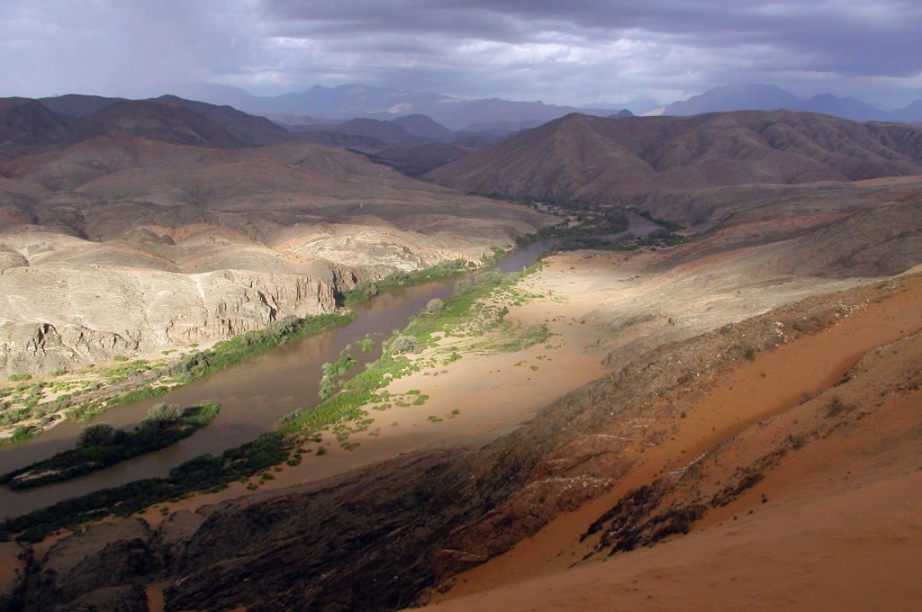 Национальный парк Берег скелетов в Намибии (Skeleton Coast Park)