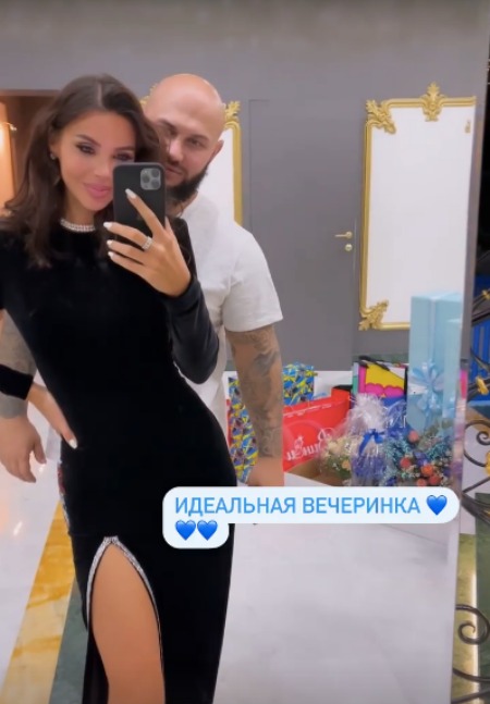 Оксана Самойлова и Джиган отметили первый день рождения сына Дети,Дети знаменитостей