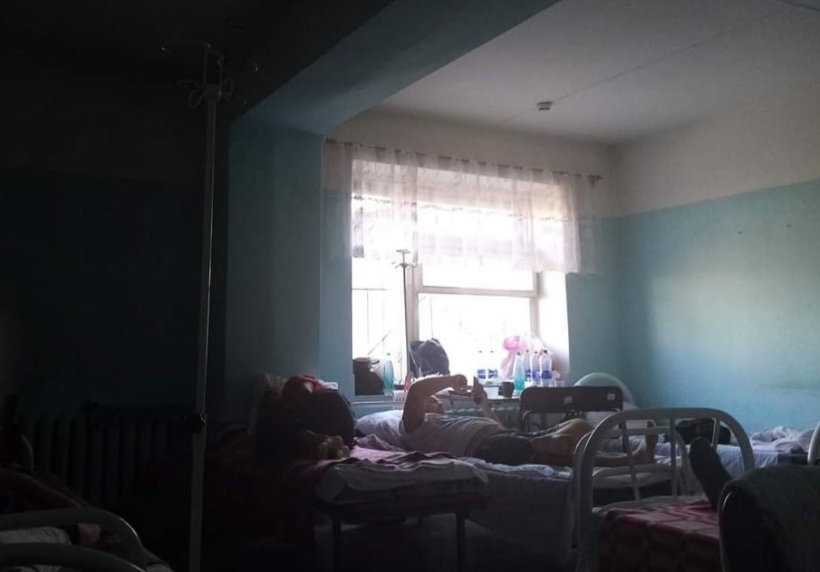 Врачи на грани, очереди везде: Правда о COVID в России, которую не принято показывать россия