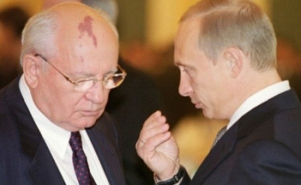 Глупость и предательство генсека. Почему Путин не здоровается с Горбачевым.