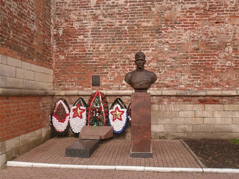 Как сложилась судьба Михаила Егорова - героя, водрузившего Знамя Победы Как сложилась судьба Михаила Егорова - героя, водрузившего Знамя Победы