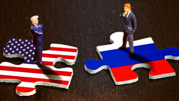 Пентагон встревожен: Россия серьезно переиграла США в «стратегии неопределенностей» Пентагон встревожен: Россия серьезно переиграла США в «стратегии неопределенностей»